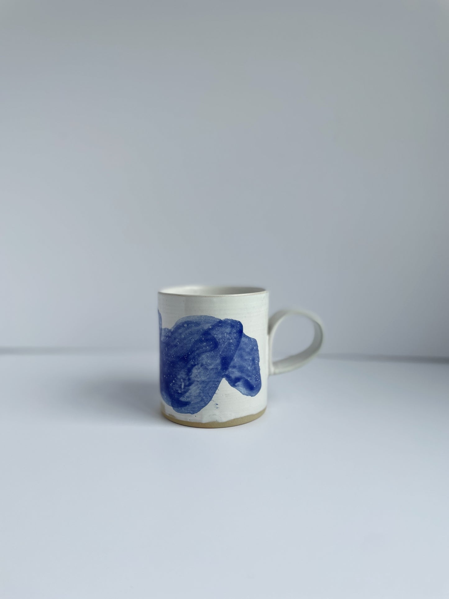Swoosh mug with ear
