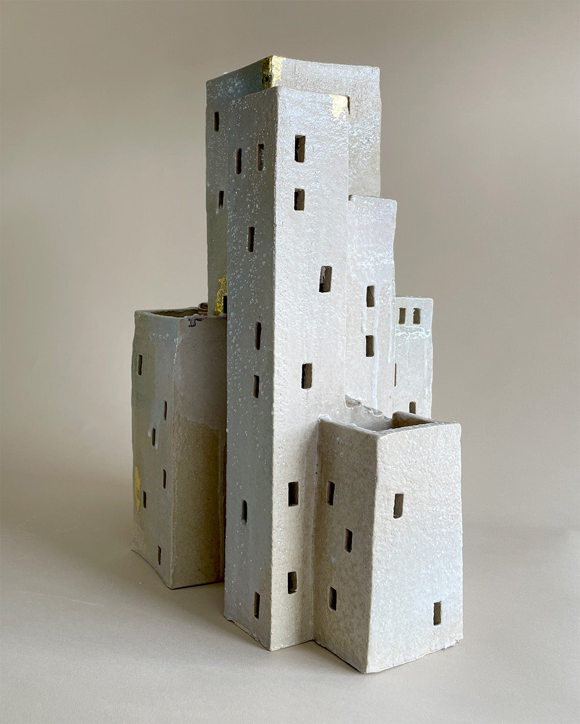 Building 'Big City Life' | nr. 1