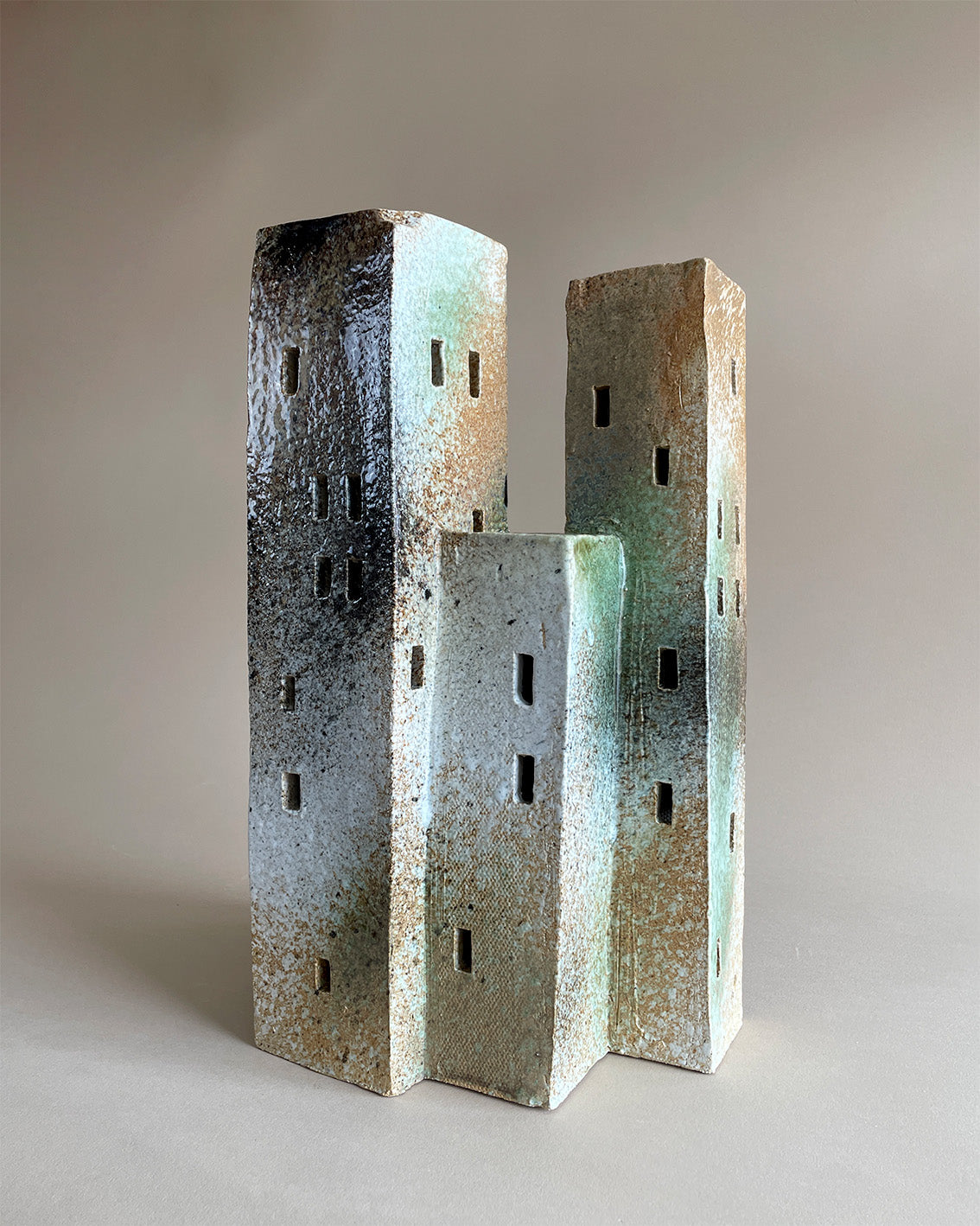 Building 'Big City Life' | nr. 2