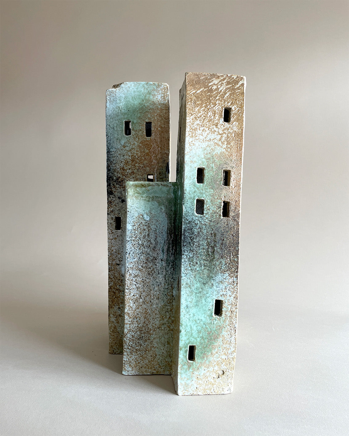 Building 'Big City Life' | nr. 2